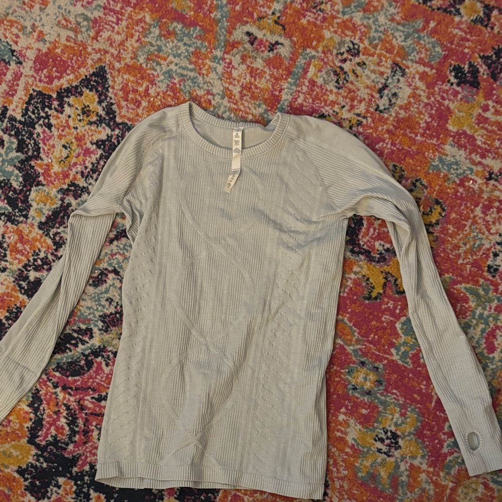 Lululemon Athletica Light Gray Textured Top